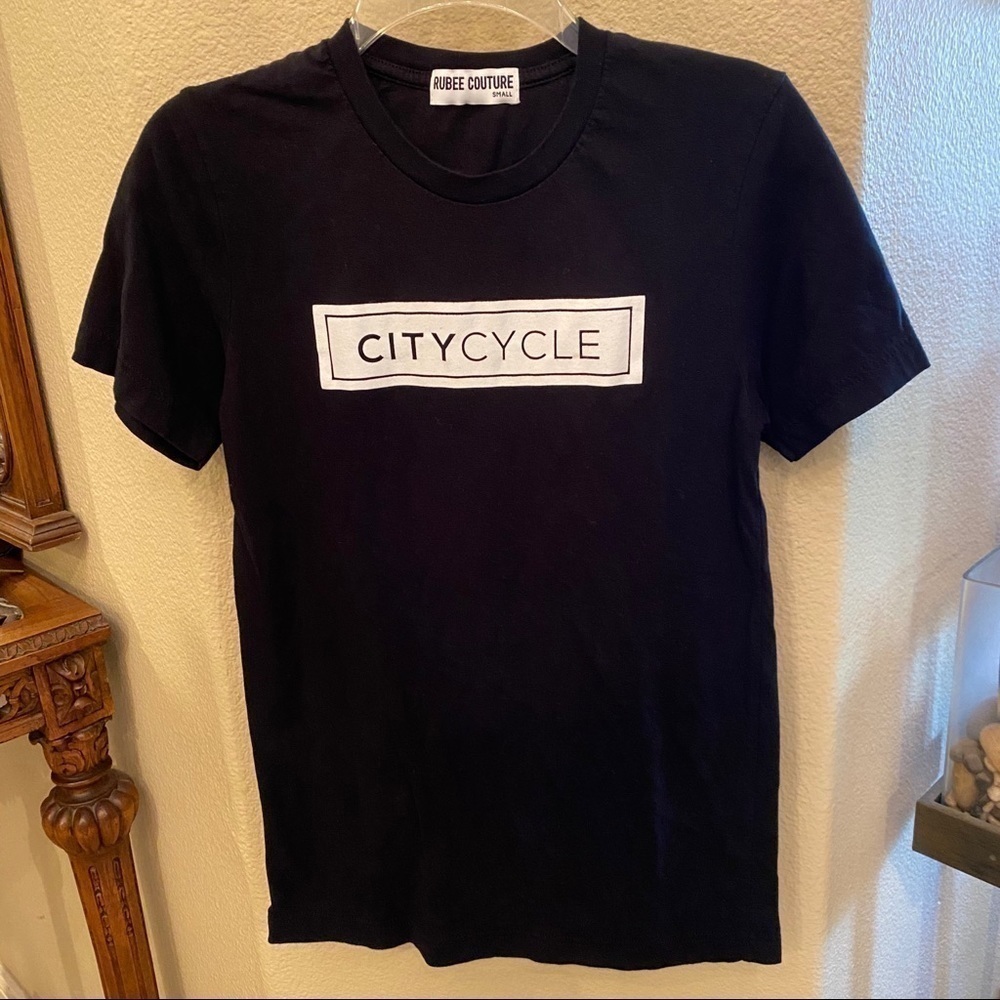 RUBEE COUTURE Women CityCycle Graphic Black T-Shirt Size Small